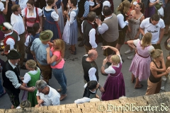 Kocherlball 2015 tanzende Besucher